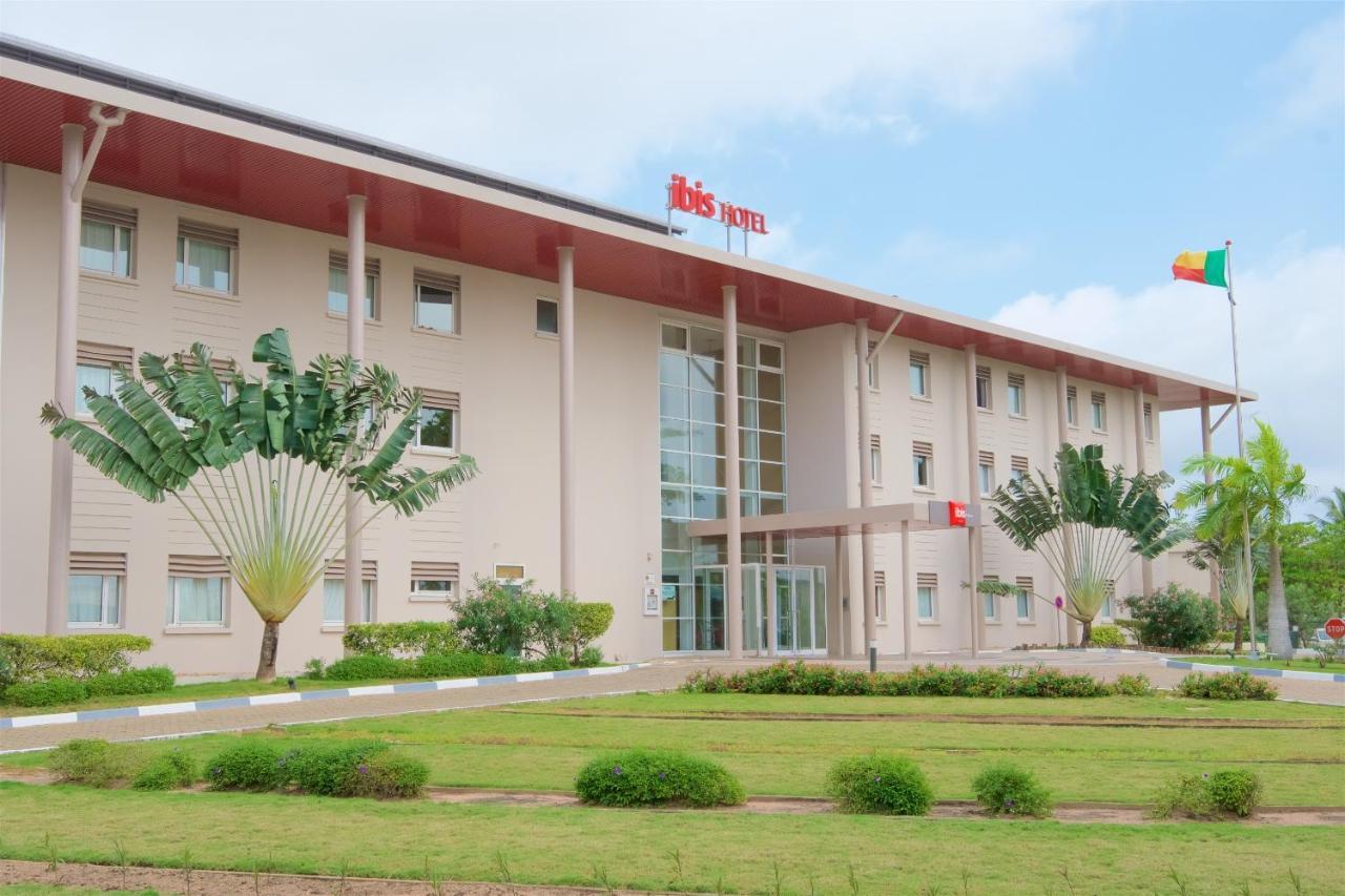 Ibis Cotonou Hotell Eksteriør bilde