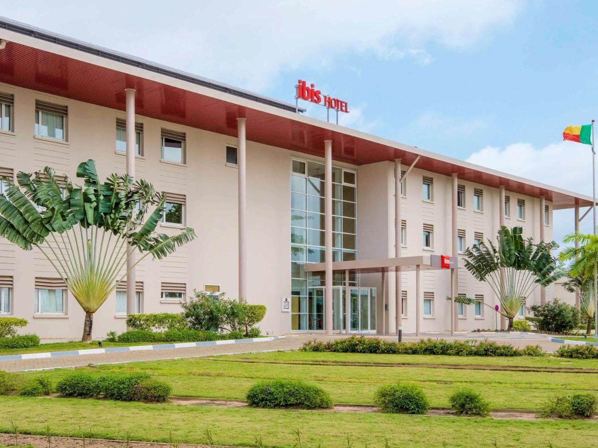 Ibis Cotonou Hotell Eksteriør bilde